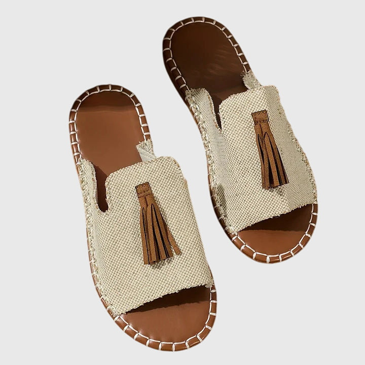 Lorraine | Boho-Quasten Sandalen