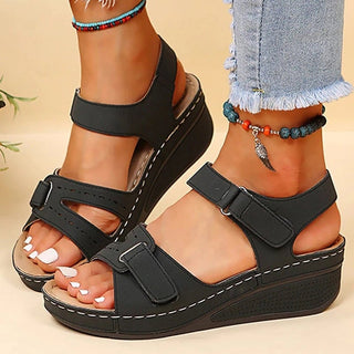 Helene | Sandalen mit Schnallenriemen