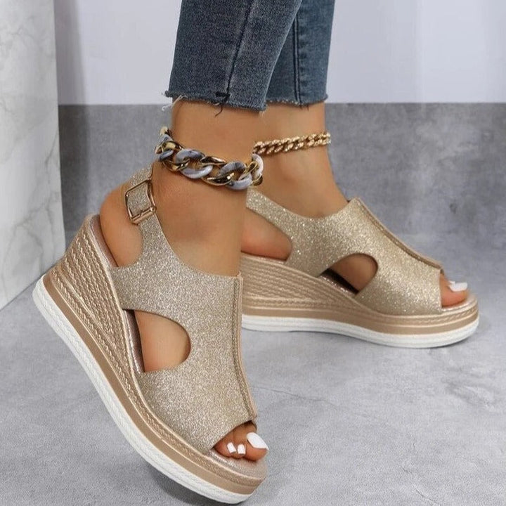 Maeve | Leichte Keilsandalen