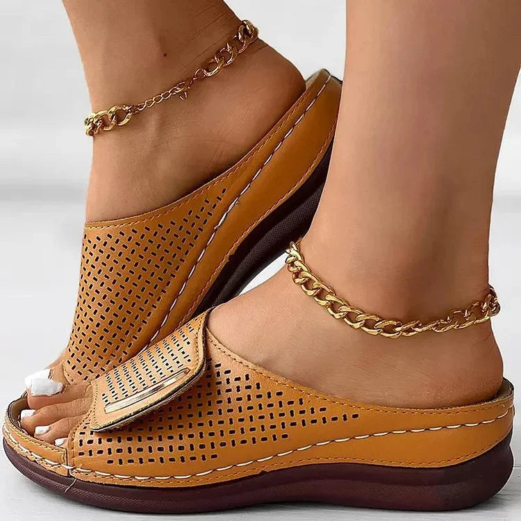 Joanna | Minimalistische Slip-On-Sandalen
