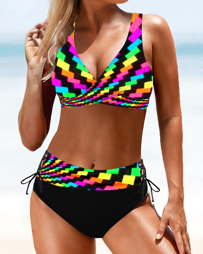 Tilda | Bikini mit Buntem Print