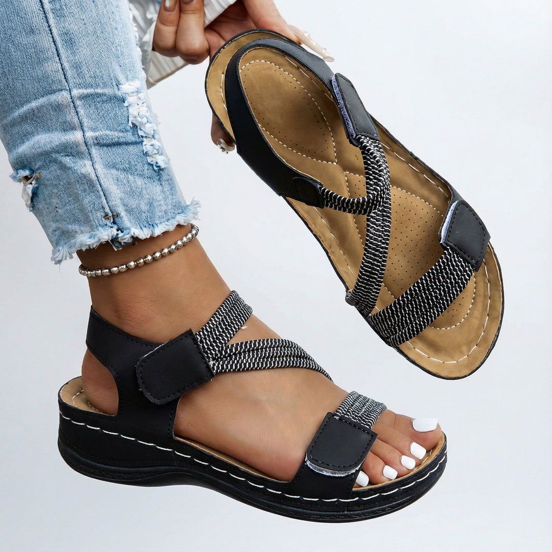 Juanita – Sandalen mit Klettverschluss