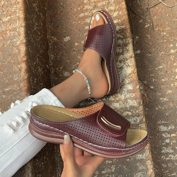 Joanna | Minimalistische Slip-On-Sandalen