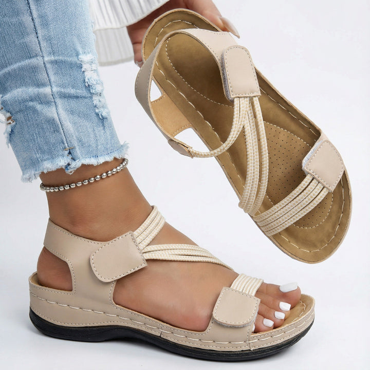 Juanita – Sandalen mit Klettverschluss
