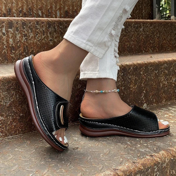 Joanna | Minimalistische Slip-On-Sandalen