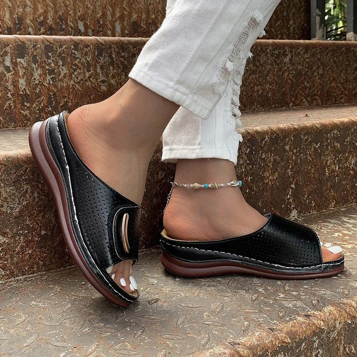 Joanna | Minimalistische Slip-On-Sandalen