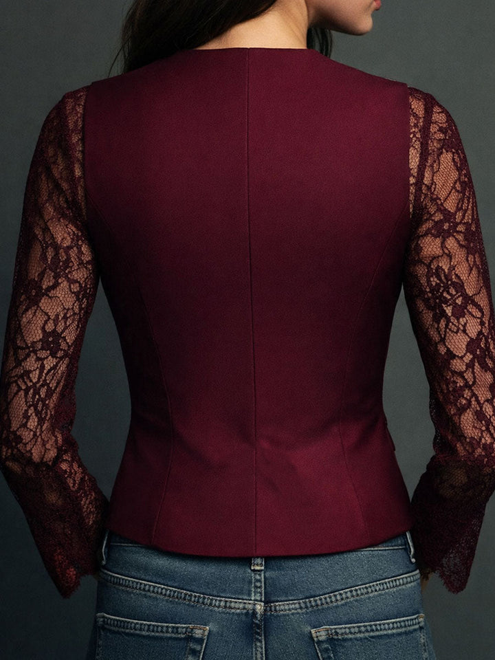 Selina | Elegante Spitzenbluse mit taillierter Weste