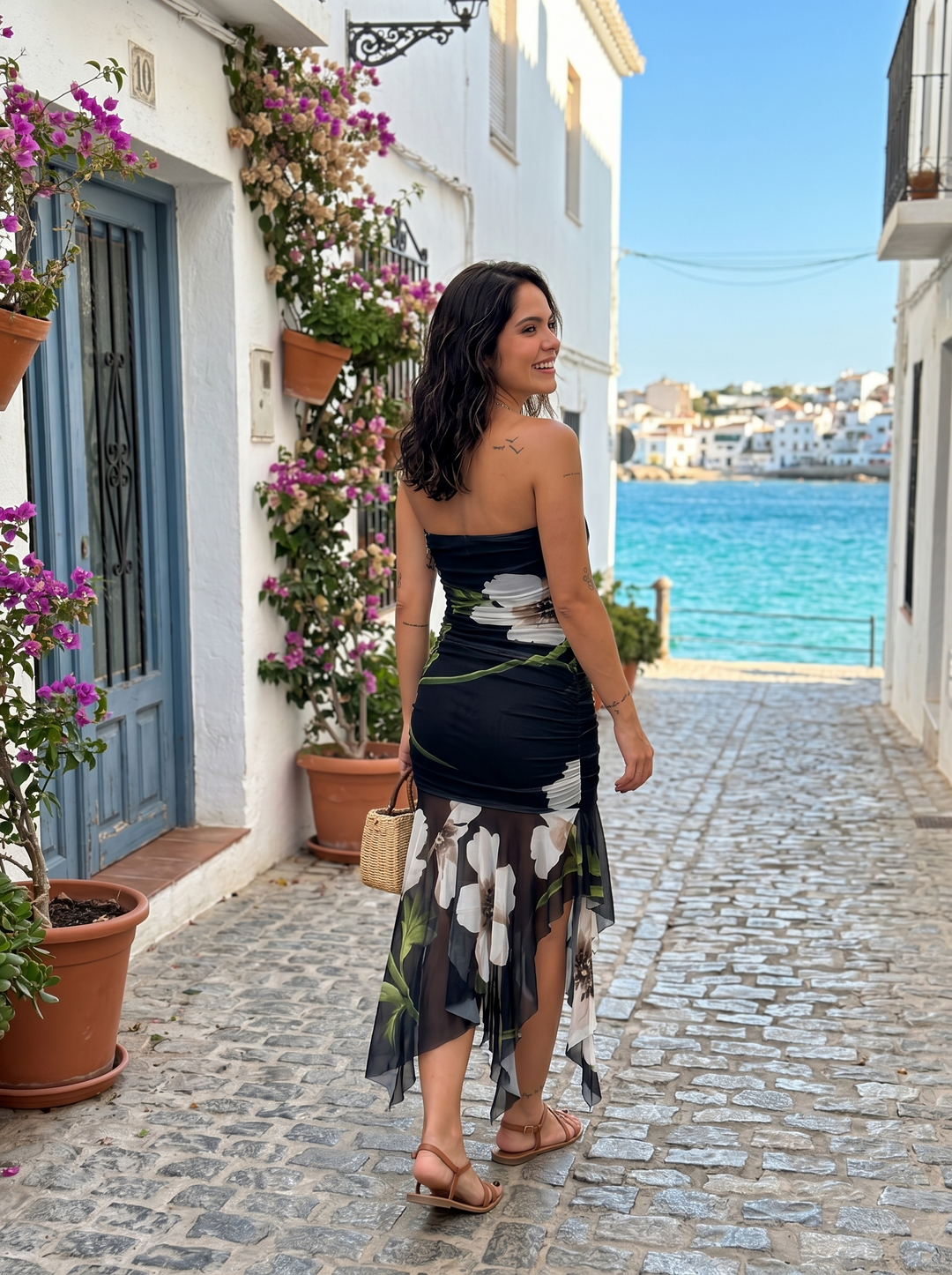 Helena | Schwarzes Kleid mit floralem Muster