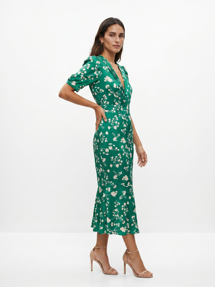 Amaia | Kleid mit floralem Design und V-Ausschnitt