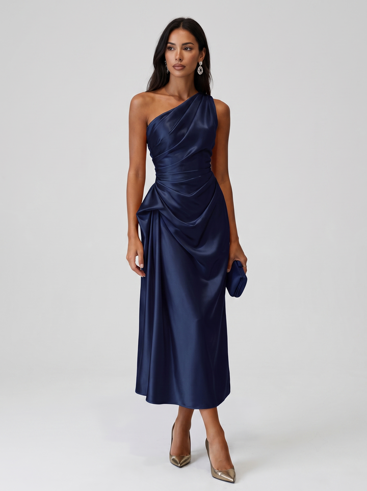 Iris | Langes Kleid mit asymmetrischem Ausschnitt
