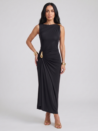 Cinthia | Elegantes Kleid mit goldenen Verzierungen