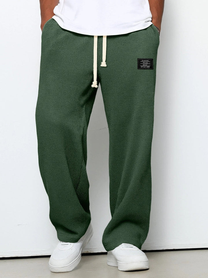 Herrenhosen mit bequemer Passform