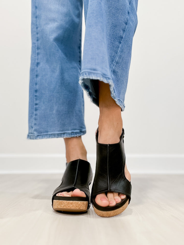 Briellae | Stilvolle Sandalen mit Kreuzriemen