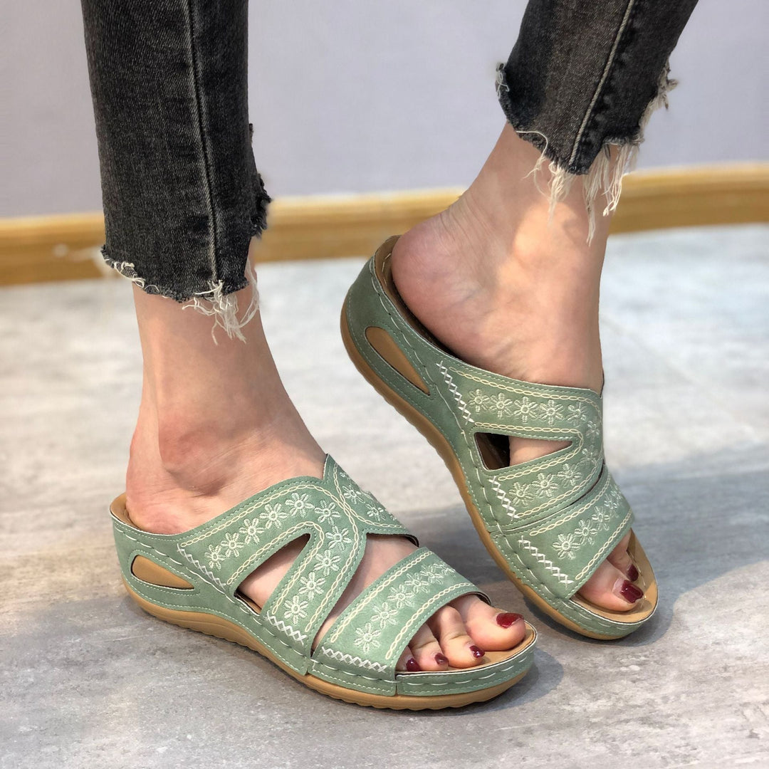 Emma | Slip-On-Sandalen