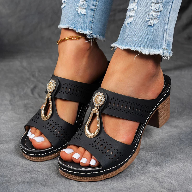 Abby | Sandalen mit Zieranhänger
