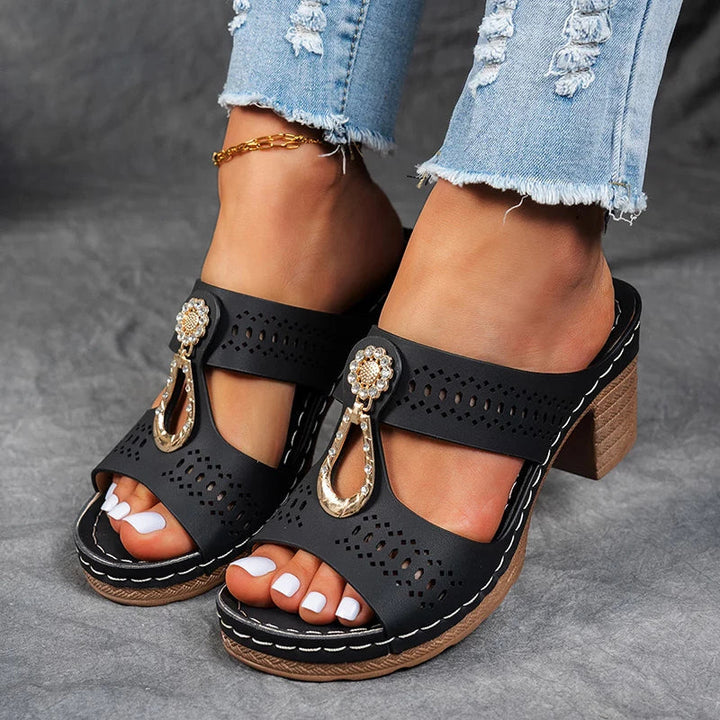 Abby | Sandalen mit Zieranhänger