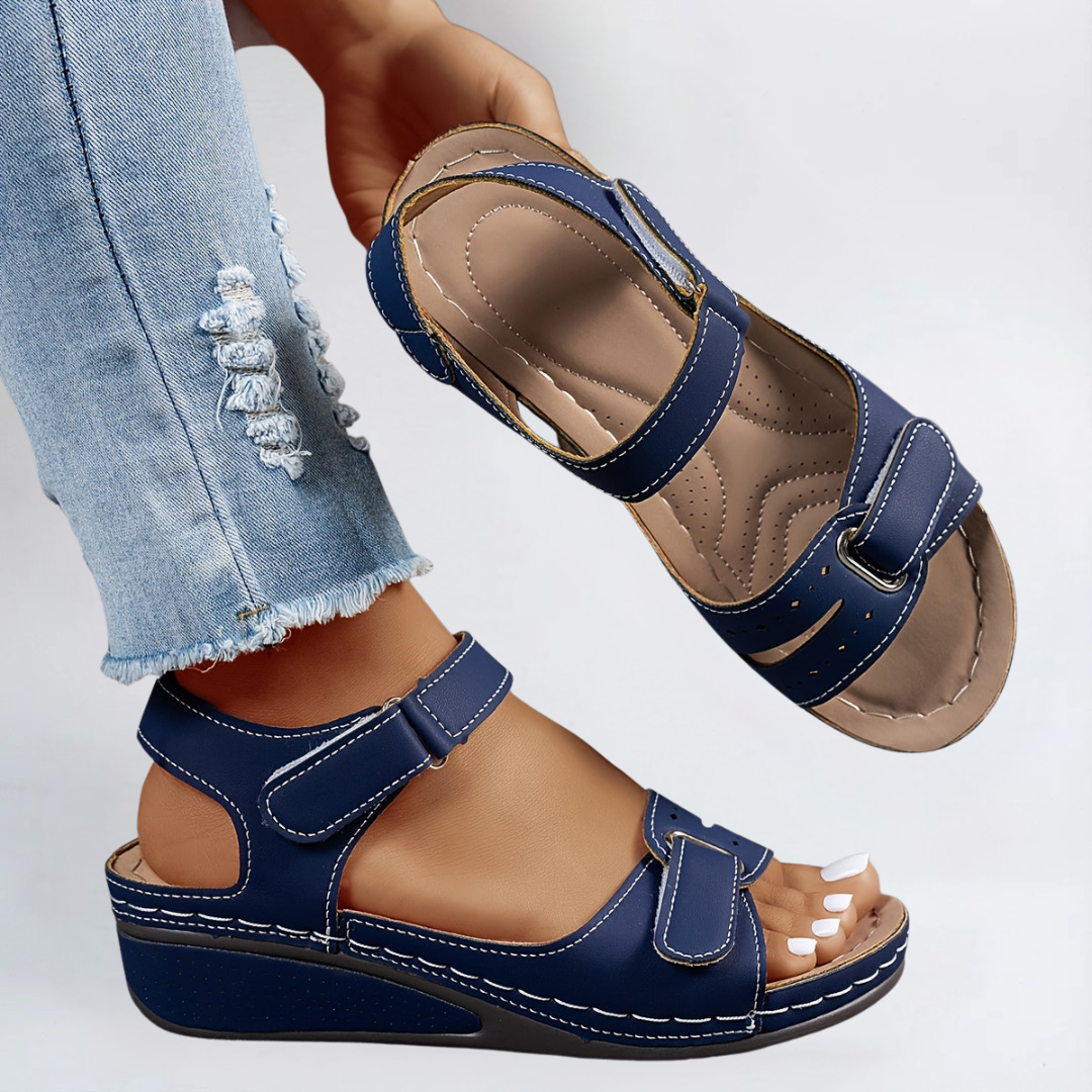 Margot | Keilsandalen mit Riemen