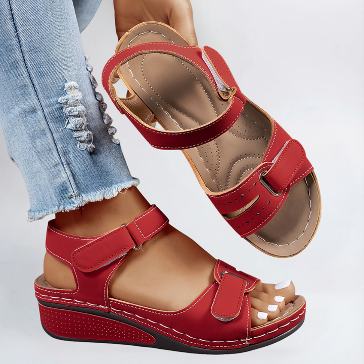 Margot | Keilsandalen mit Riemen