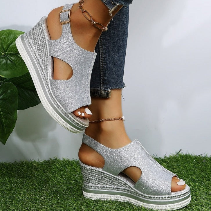 Maeve | Leichte Keilsandalen