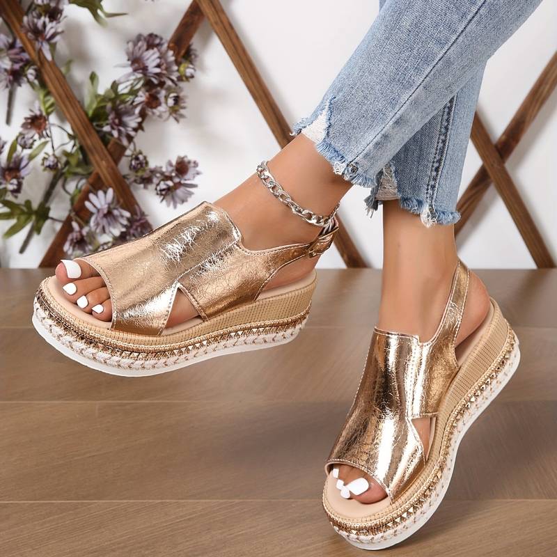 Teana | Schimmernde Plateausandalen