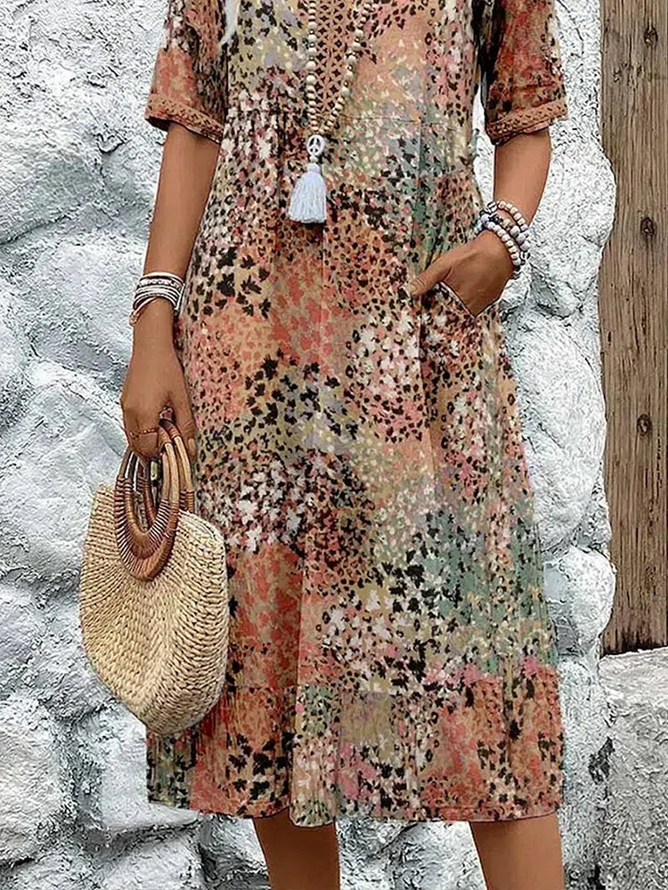 Dorina | V-Ausschnitt-Kleid mit Print