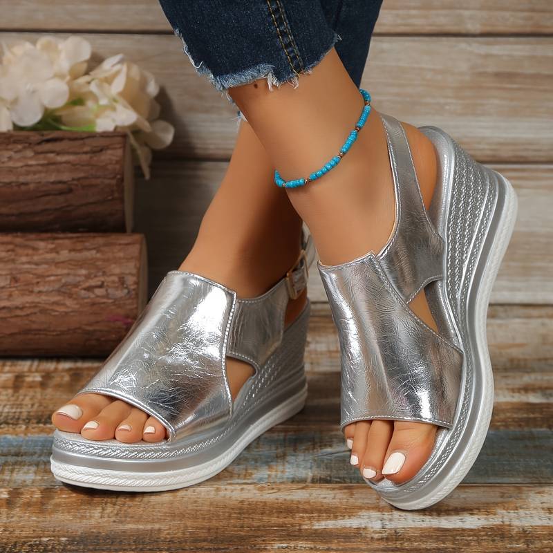 Teana | Schimmernde Plateausandalen