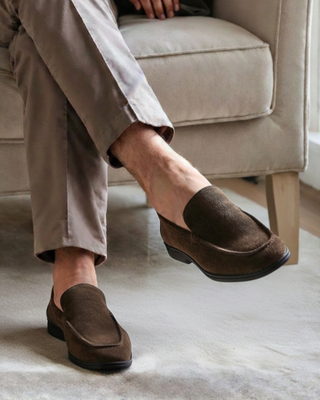 Premium Wildleder Slipper - Schwarze Sohlen