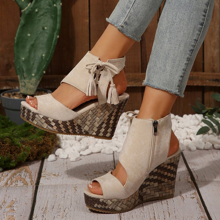 Marnie | Plateausandalen mit Schnürung