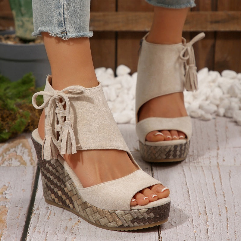 Marnie | Plateausandalen mit Schnürung