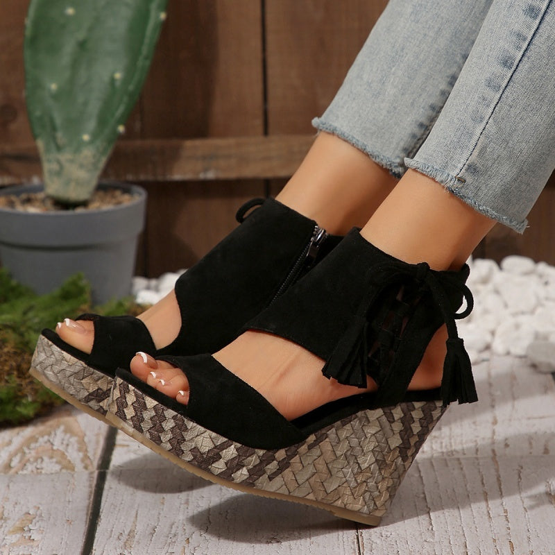 Marnie | Plateausandalen mit Schnürung