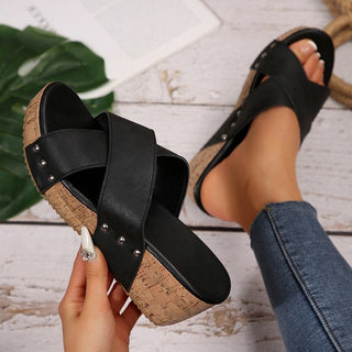 Oakley | Keilsandalen mit Kreuzriemen