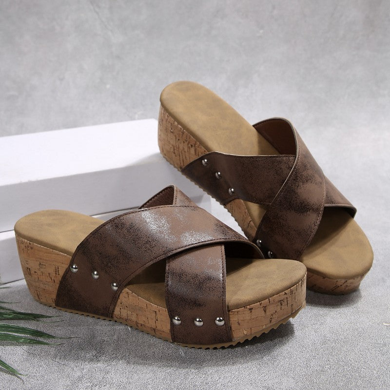 Oakley | Keilsandalen mit Kreuzriemen