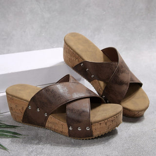 Oakley | Keilsandalen mit Kreuzriemen
