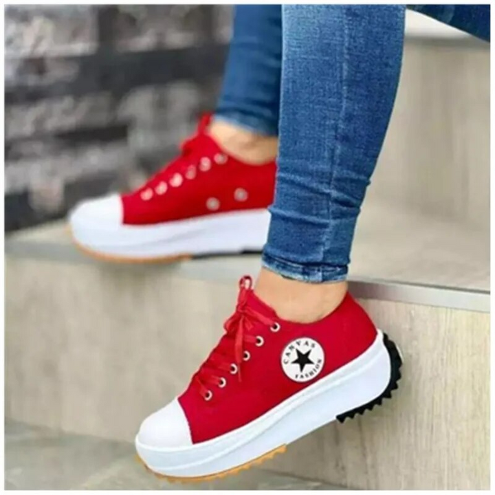 Lily | Klassische Schnürsneaker